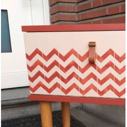 Une Fée dans le Grenier Couleurs terako koi Pochoir chevrons