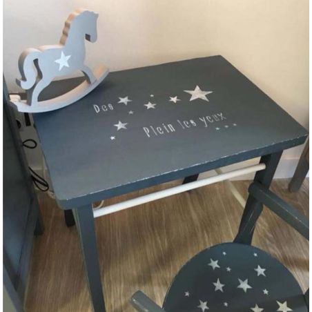 Samedi le relooking Pochoir des étoiles plein les yeux