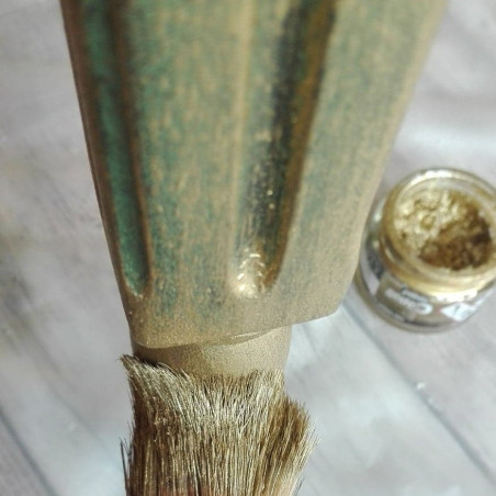 Cire à dorer couleur Or appliquée au pinceau