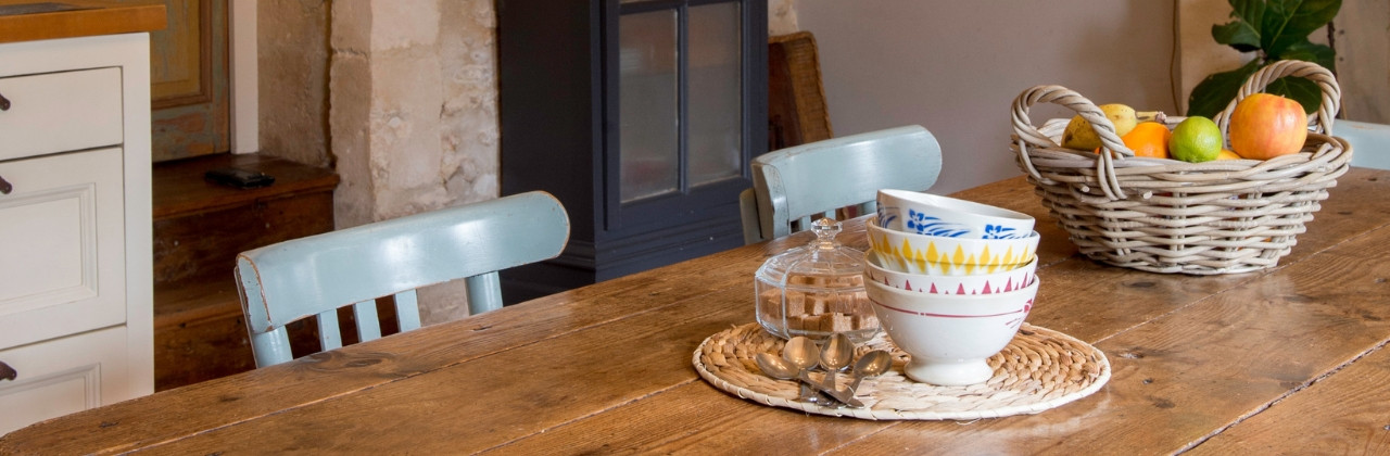 Cires de protection pour rénovation de meuble