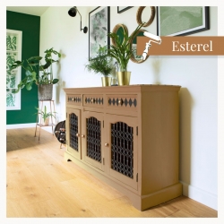 Cette semaine, transformez votre pièce en un cocon de douceur avec les teintes délicates de Camaëlle. 💤🌸

***

Esterel, à retrouver en Color'Mat et Color'Velours sur www.camaelle.com
***

Peintures Made in France & Biosourcées 🌱🇫🇷

#peintureécologique #couleurpersan #gestepourlaplanète #peinturenaturelle #écologique #maisonresponsable #intérieursain #finitionmate #camaelle